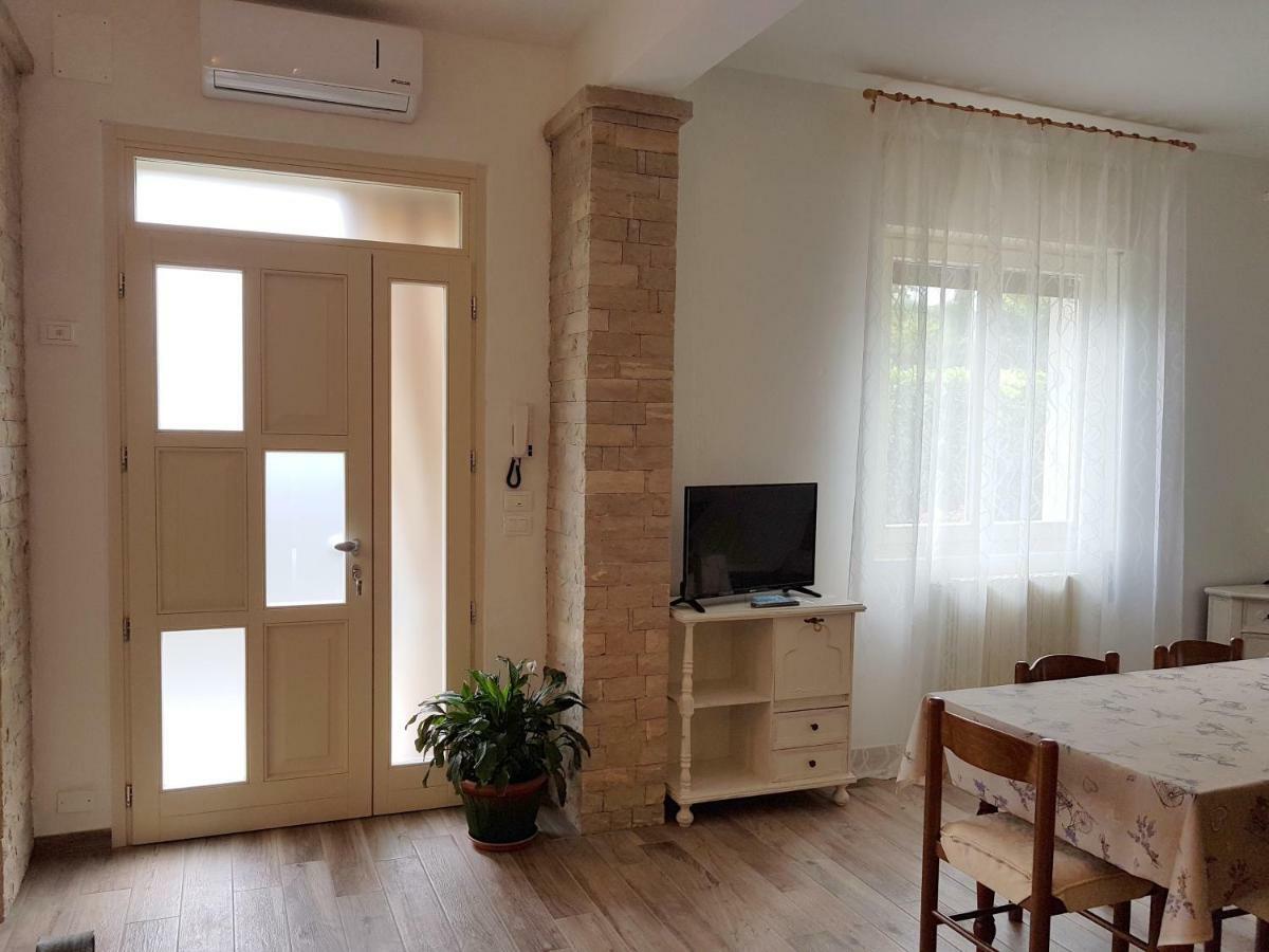 拉法A Casa Di Clementina公寓 外观 照片